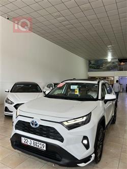 تۆیۆتا ڕاڤ 4